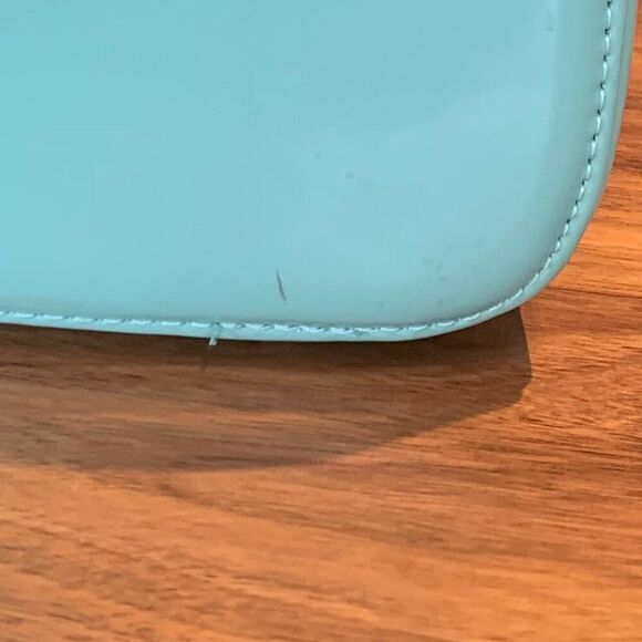 Purse, handbag, EUC, quilted turquoise vegan patent leather, holds phone - Picture 11 of 16
